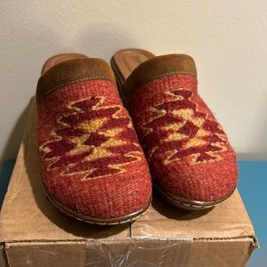 Born mules/clogs